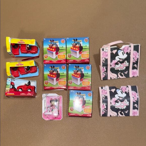 Disney junior Mickey Mouse Minnie Mouse mixed lot mini brands with 2 Minnie bags - Picture 1 of 6
